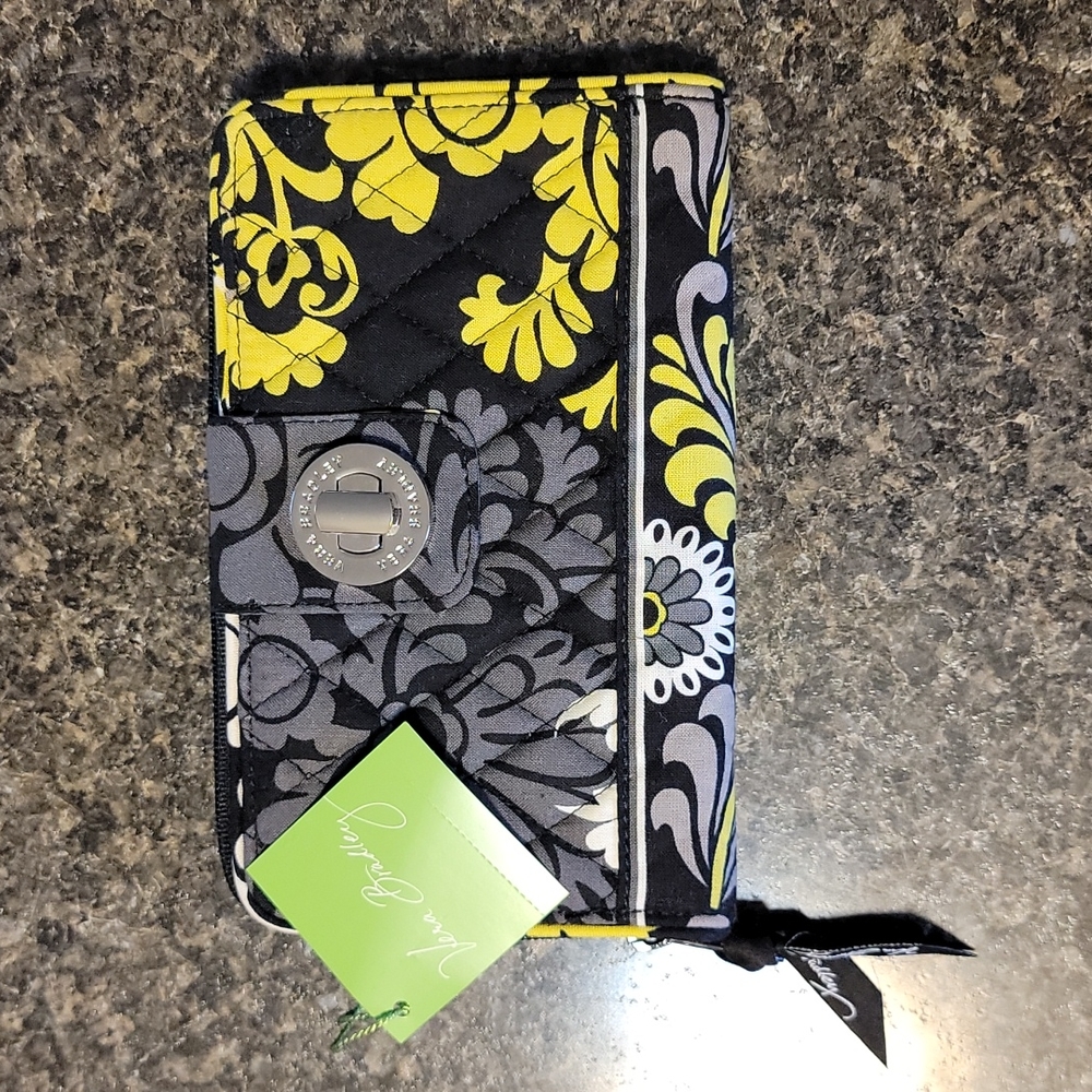 Vera Bradley Baroque *Retired Pattern* NWT Turn Lock Wallet